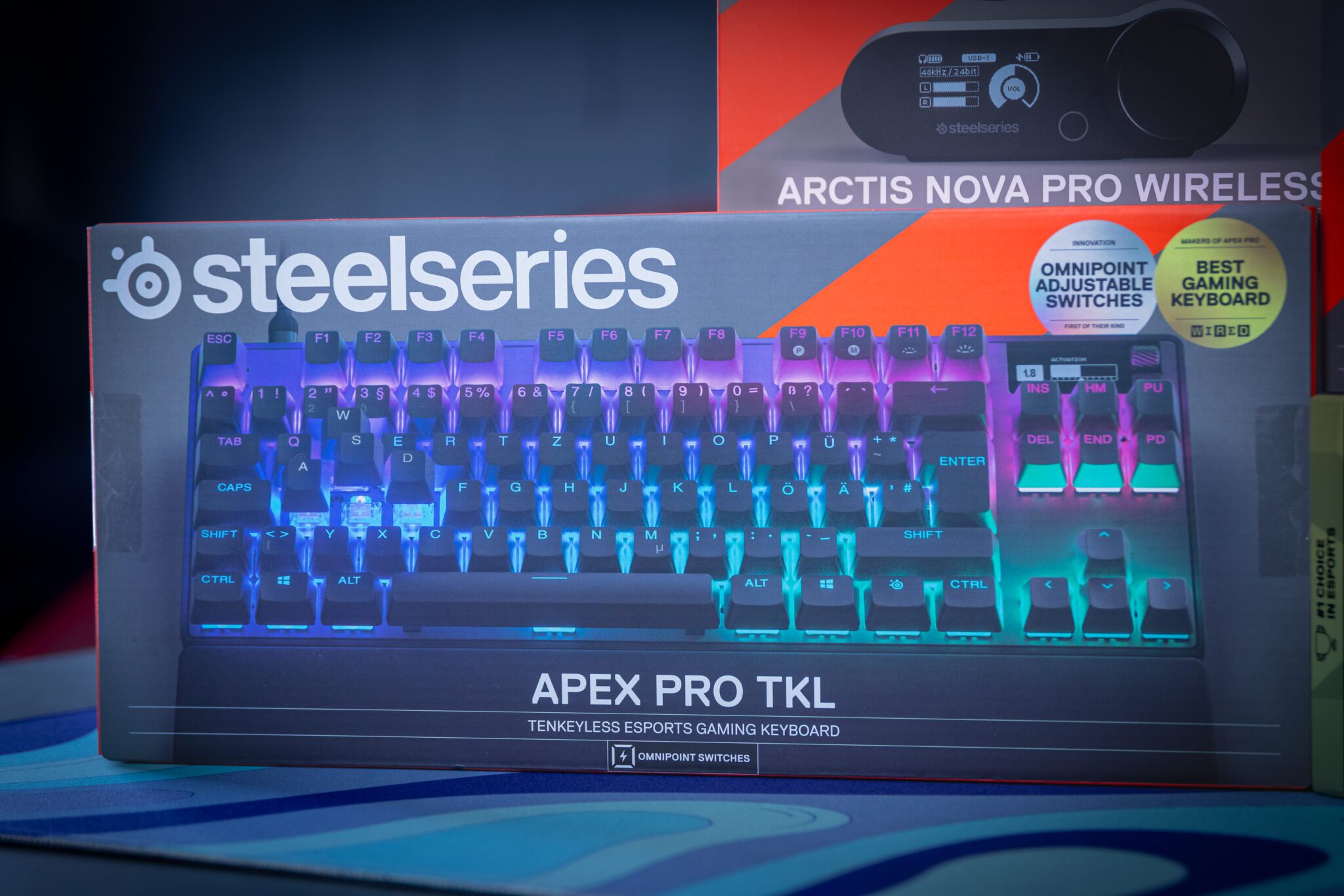 SteelSeries APEX 9 mini gaming keyboard unboxing