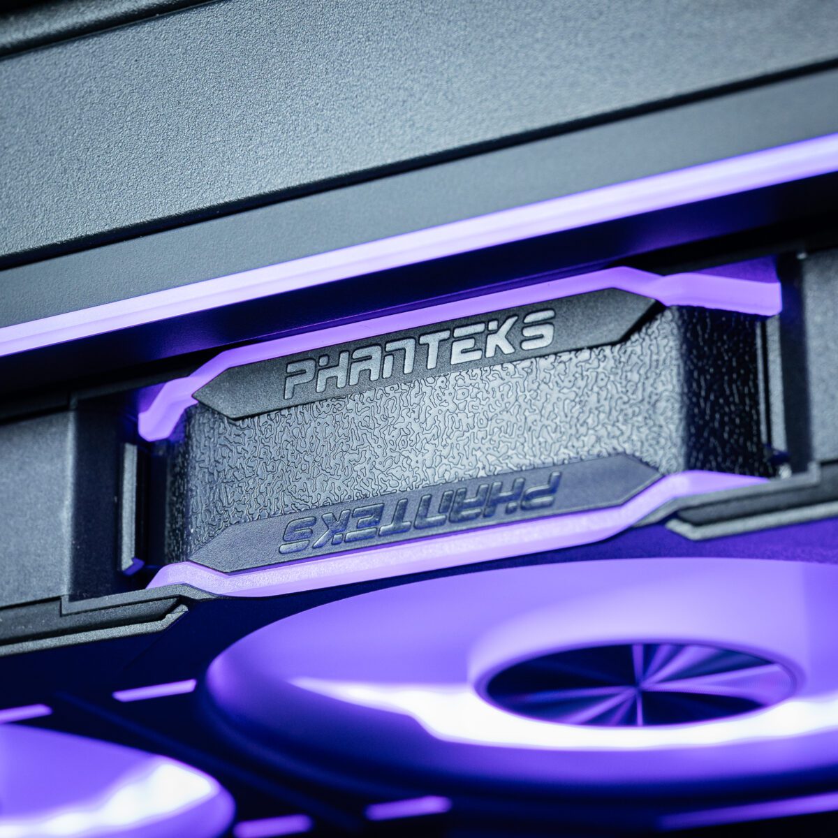 PHANTEKS 5080 SETUP! - Image 8